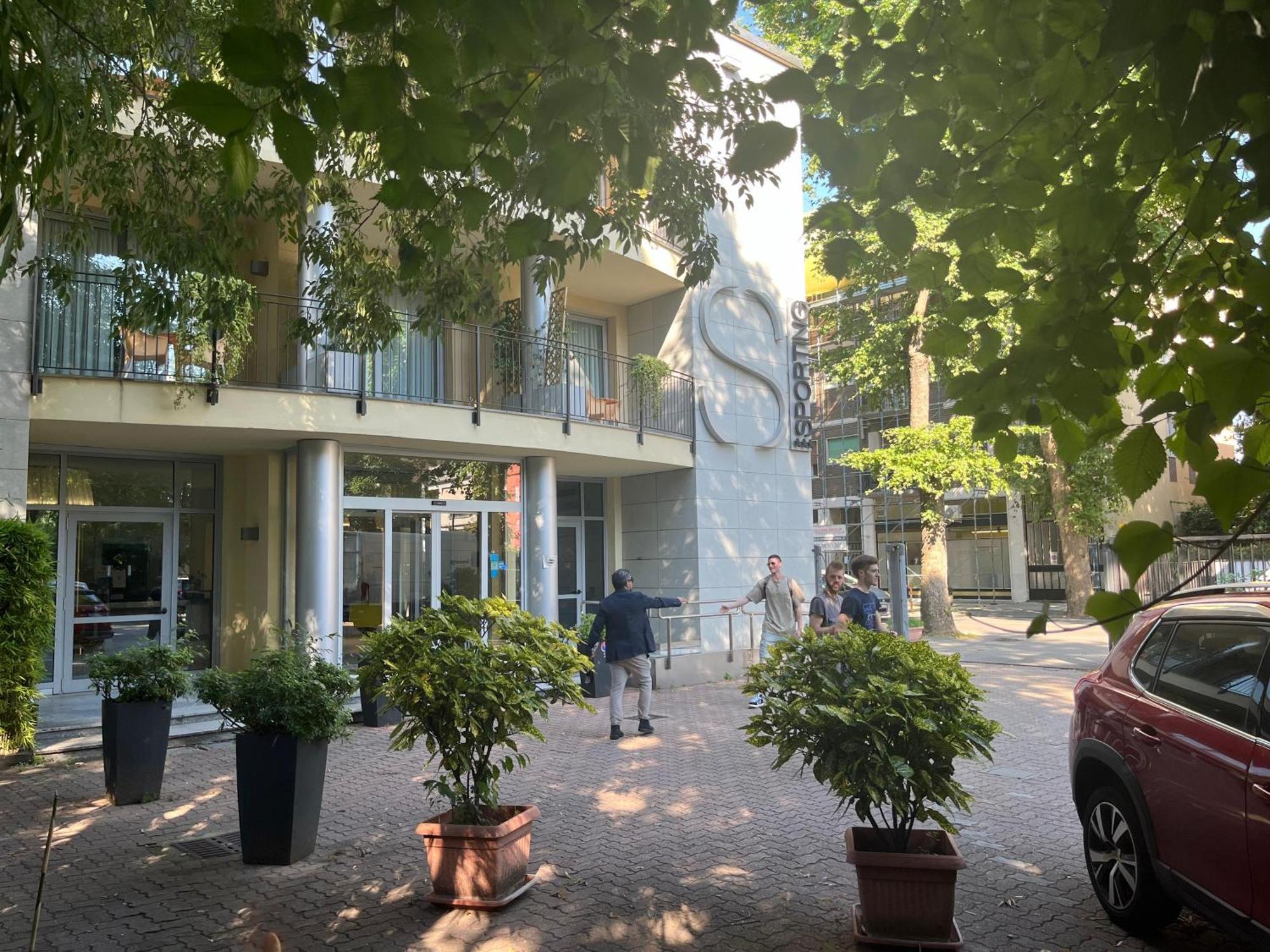 Hotel Sporting Brugherio Esterno foto